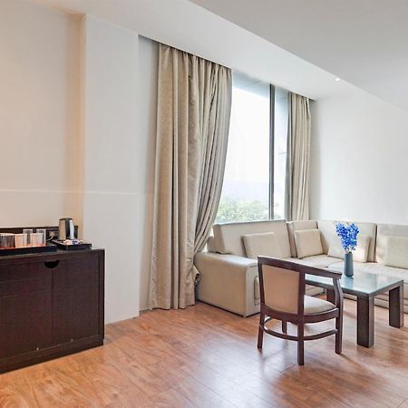Townhouse Oak Agra Near Sultanganj Puliya Formerly Bb Grand Esterno foto