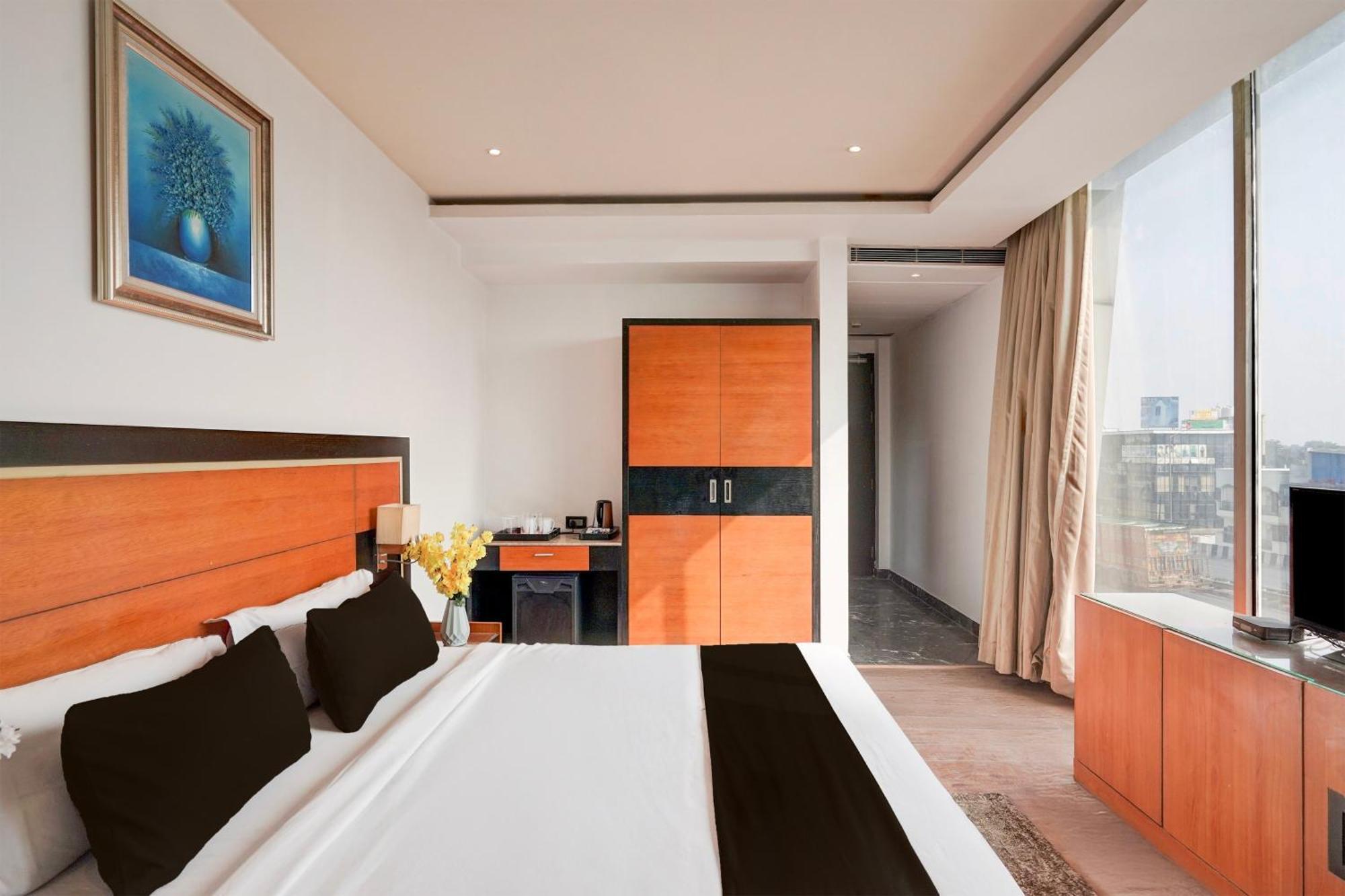 Townhouse Oak Agra Near Sultanganj Puliya Formerly Bb Grand Esterno foto
