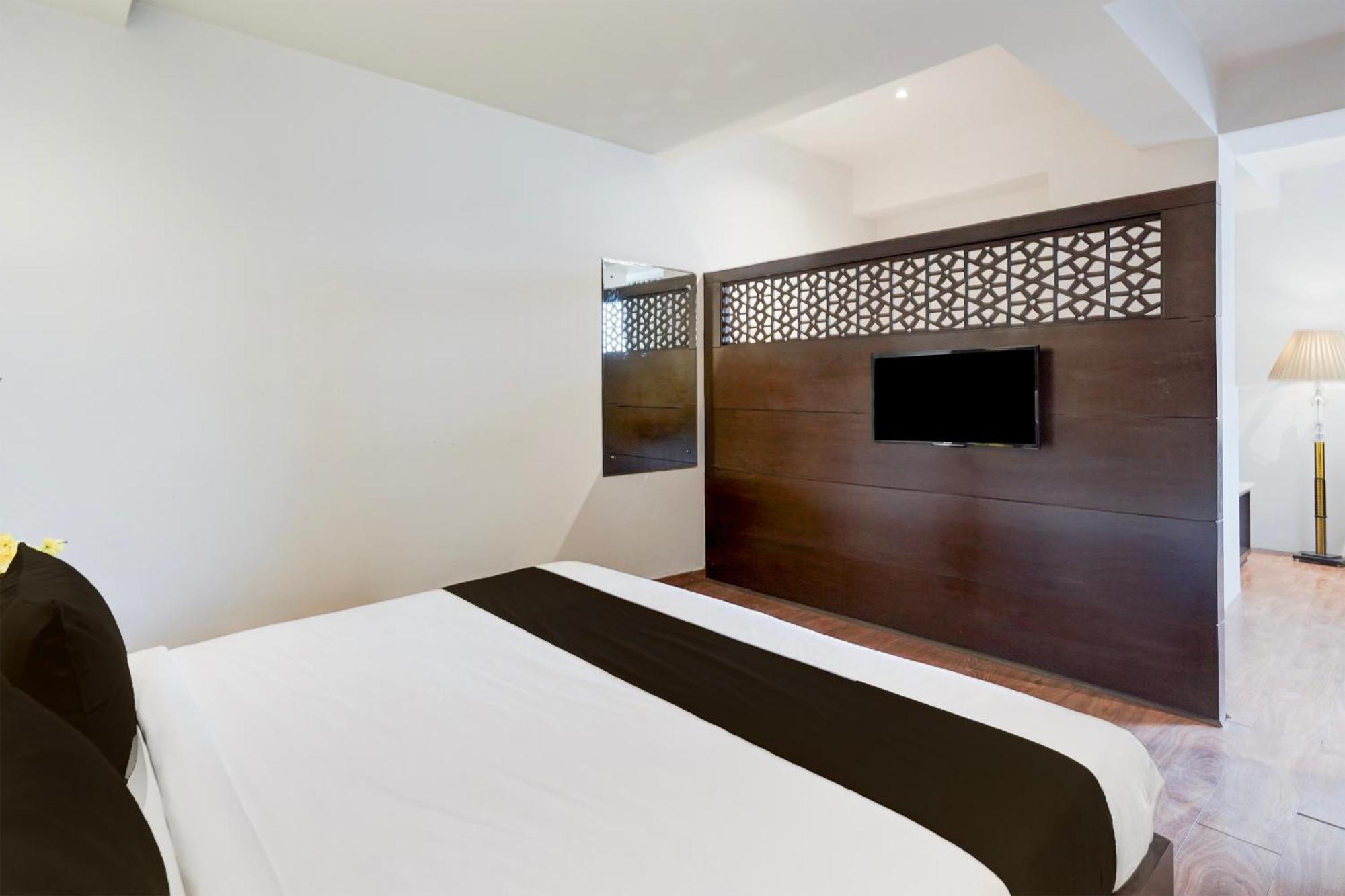 Townhouse Oak Agra Near Sultanganj Puliya Formerly Bb Grand Esterno foto