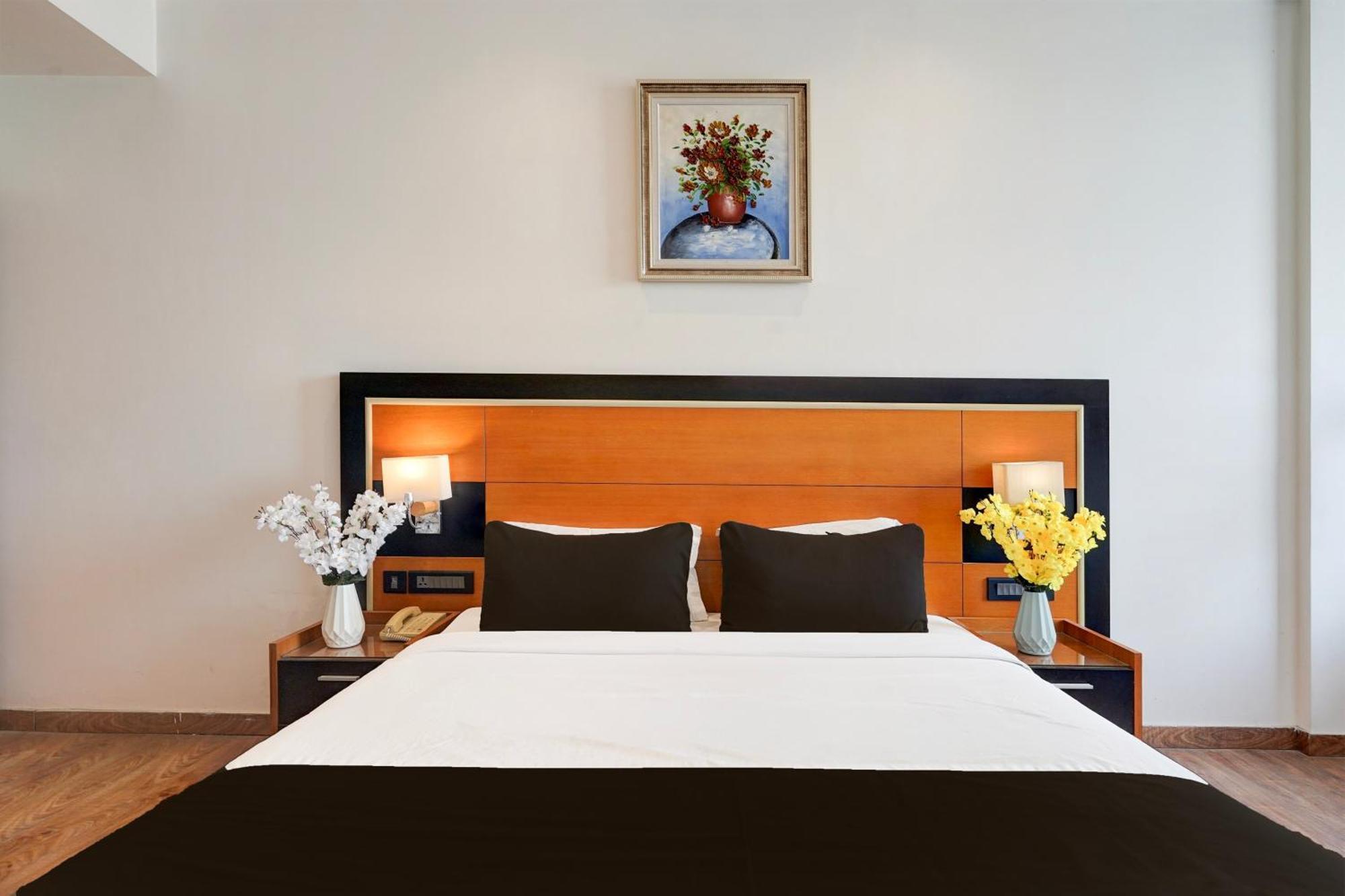 Townhouse Oak Agra Near Sultanganj Puliya Formerly Bb Grand Esterno foto